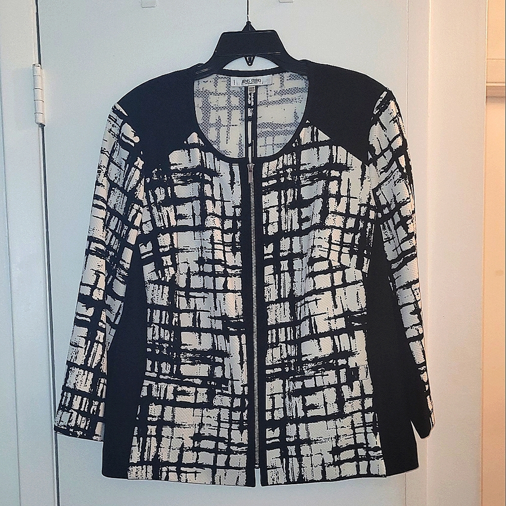 Jones Studio Seperates, Jacket, Black &White, 20W